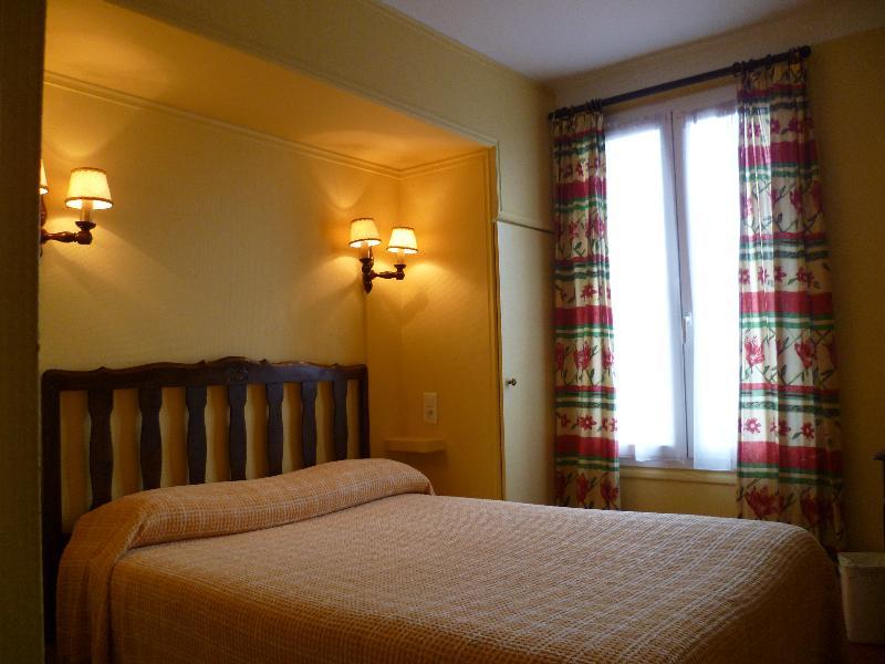 Hotel Pb - Paris-Barcelone ペルピニャン エクステリア 写真