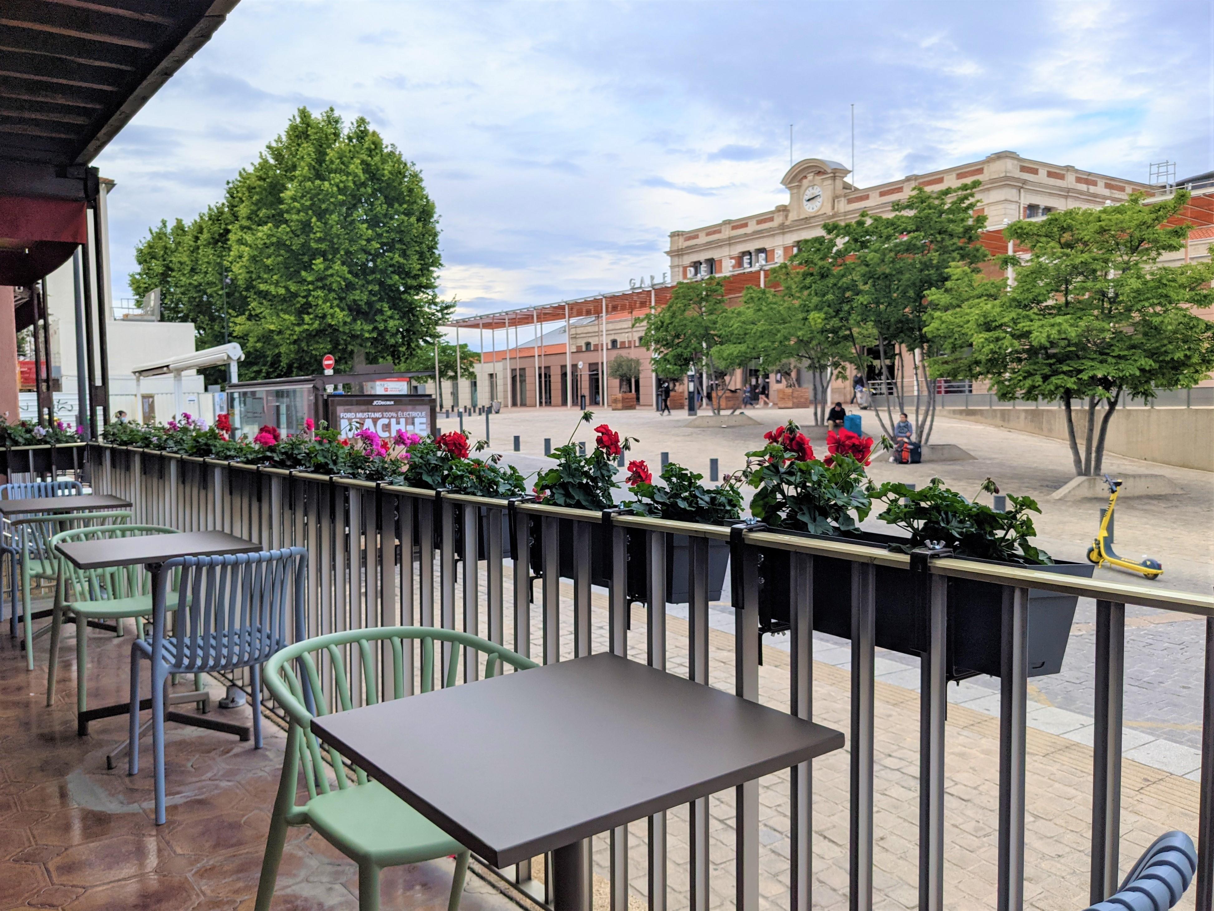 Hotel Pb - Paris-Barcelone ペルピニャン エクステリア 写真