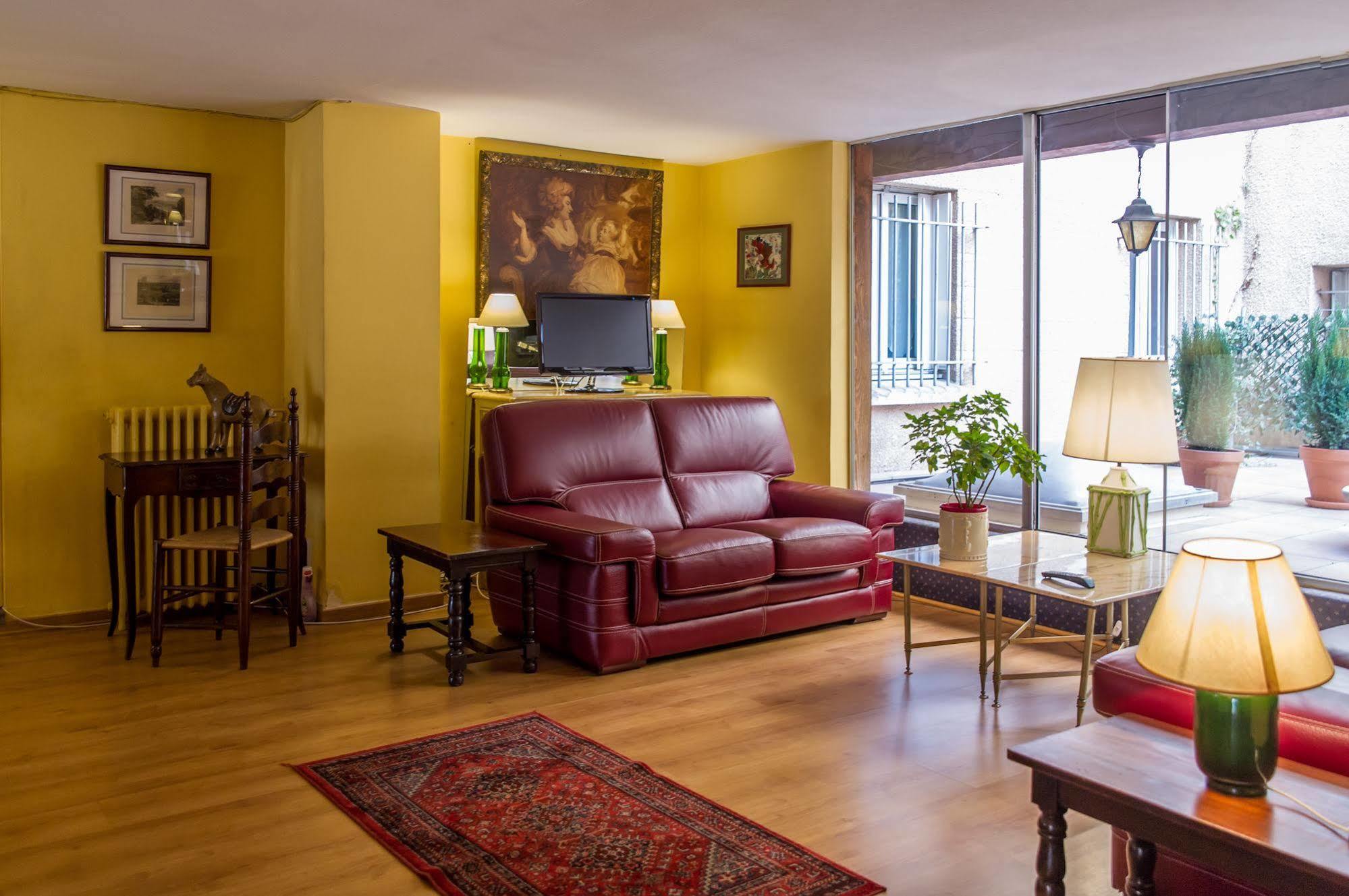 Hotel Pb - Paris-Barcelone ペルピニャン エクステリア 写真