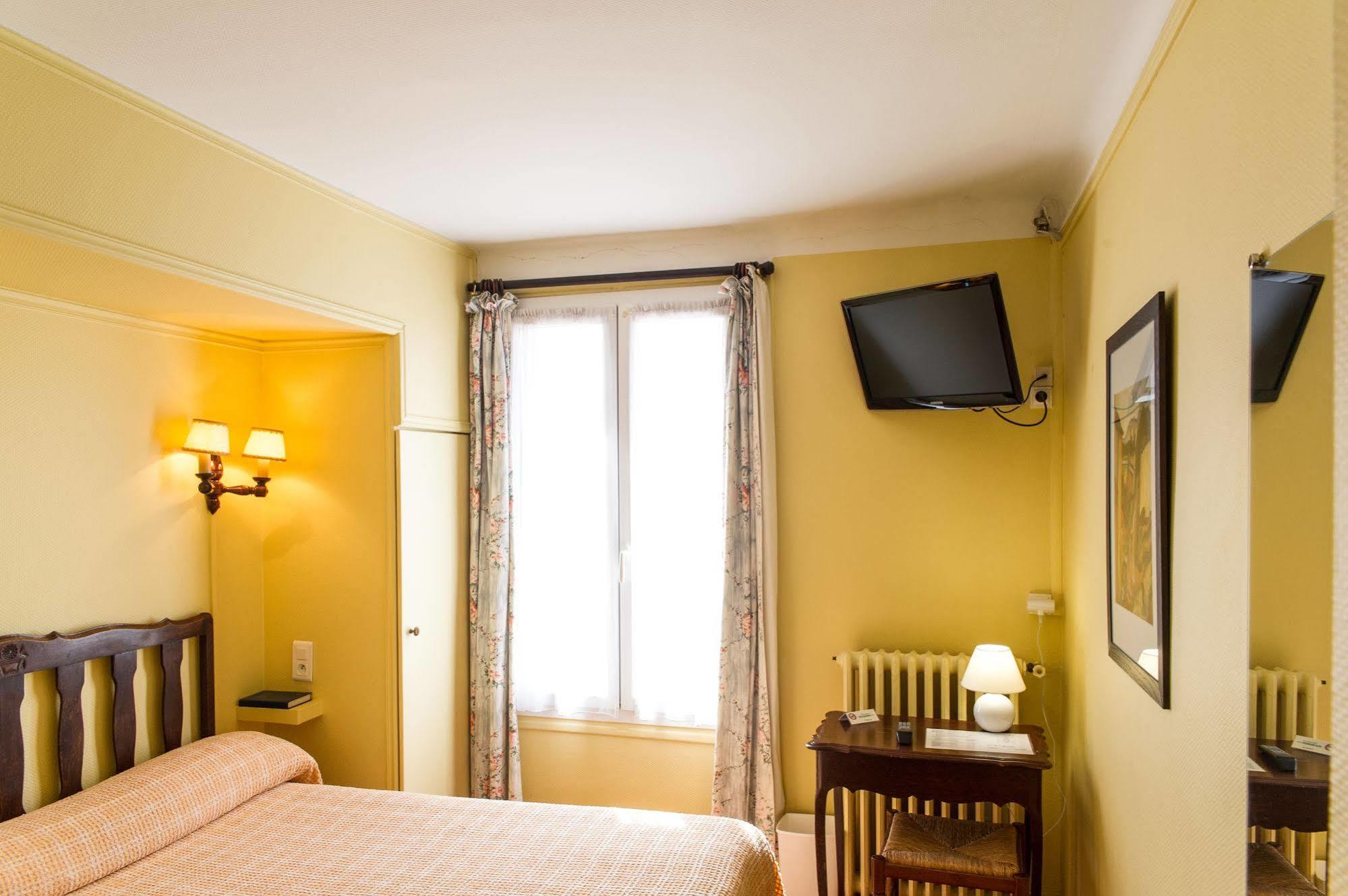 Hotel Pb - Paris-Barcelone ペルピニャン エクステリア 写真
